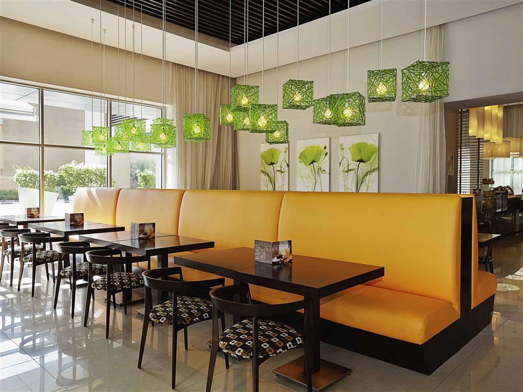 Hotel Ibis Deira Creekside Dubái Exterior foto