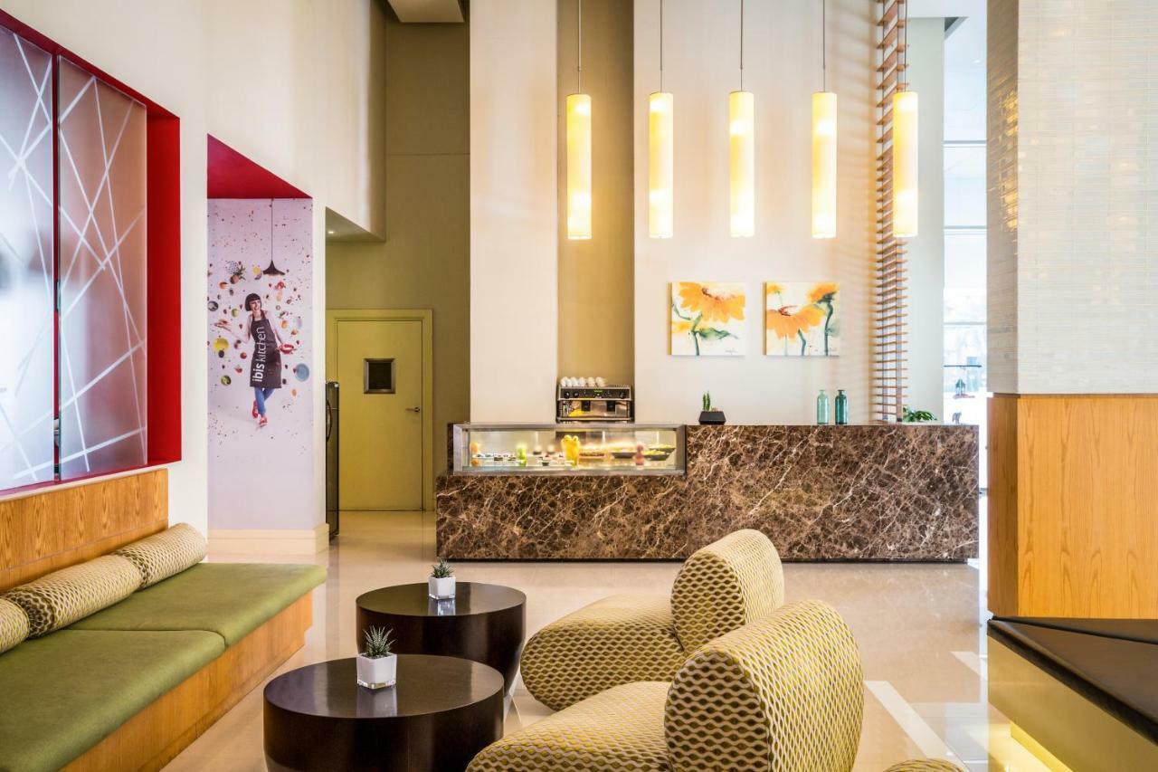 Hotel Ibis Deira Creekside Dubái Exterior foto